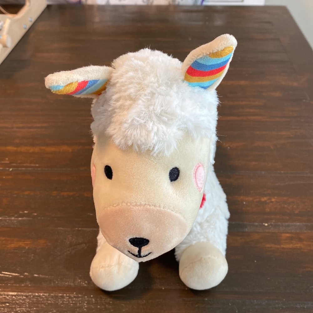 FAO Schwartz llama
